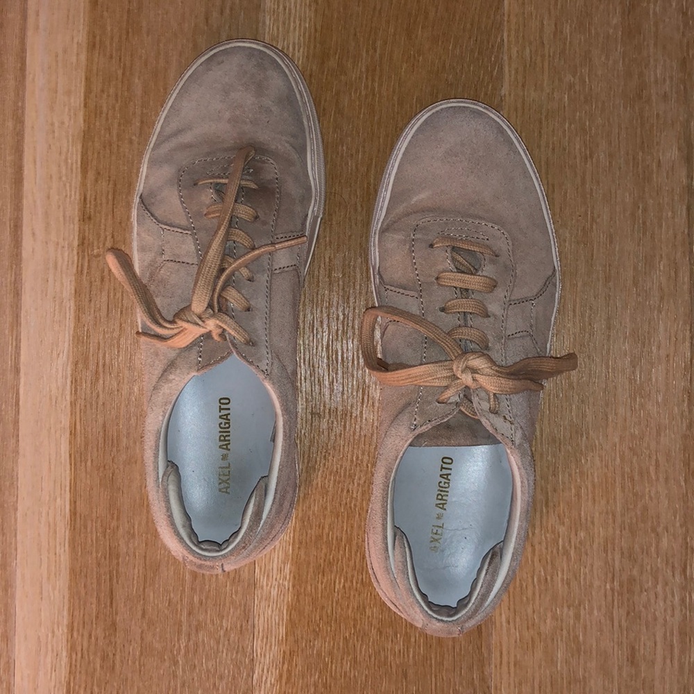 Axel Arigato sneakers